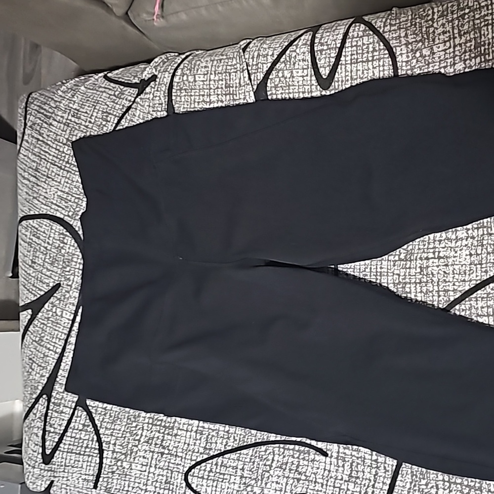 Black leggings